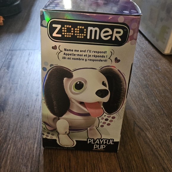 Zoomer Playful Pup Responsive Robotic Dog w/ Voice Recognition & Motion NEW. - Picture 5 of 13